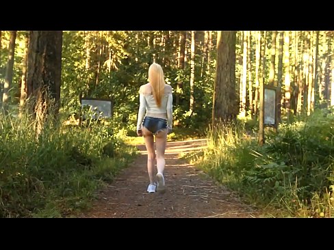 ❤️ Lepa ženska se premika počasi, ne goli video Pravi pornič na porno sl.newsexxxx.ru